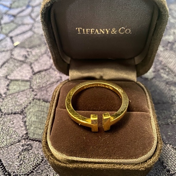 Tiffany & Co. T Square Ring 18k Gold Size 11 - Picture 2 of 3